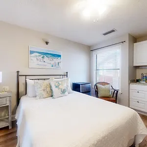 Apartment The At St Thomas Square, Panama City Beach